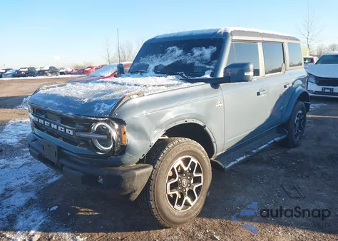 2025 Ford Bronco Outer Banks z USA, uszkodzony, nr VIN 1FMEE8BP0SLB28493